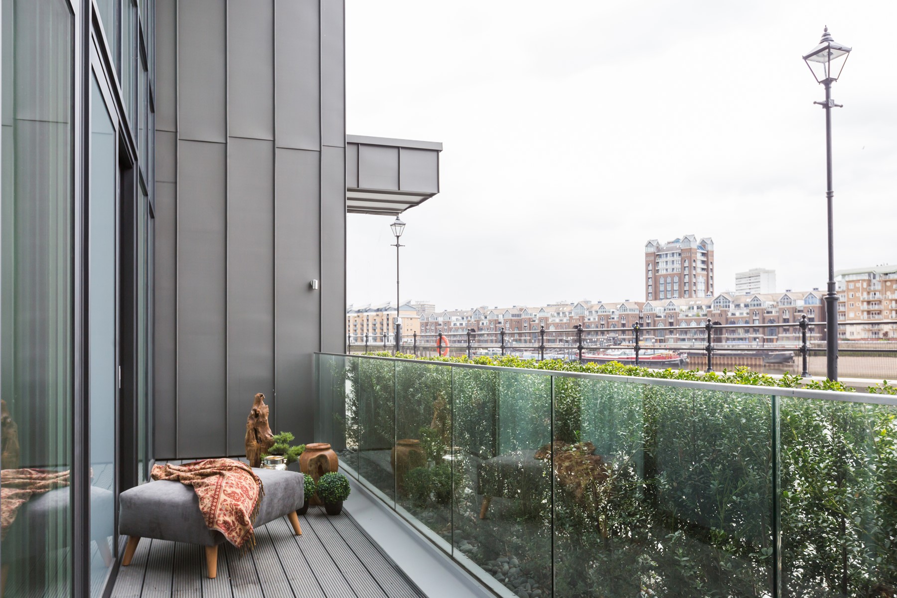 Mylo Fulham Two Bedroom Apartment Private Terrace