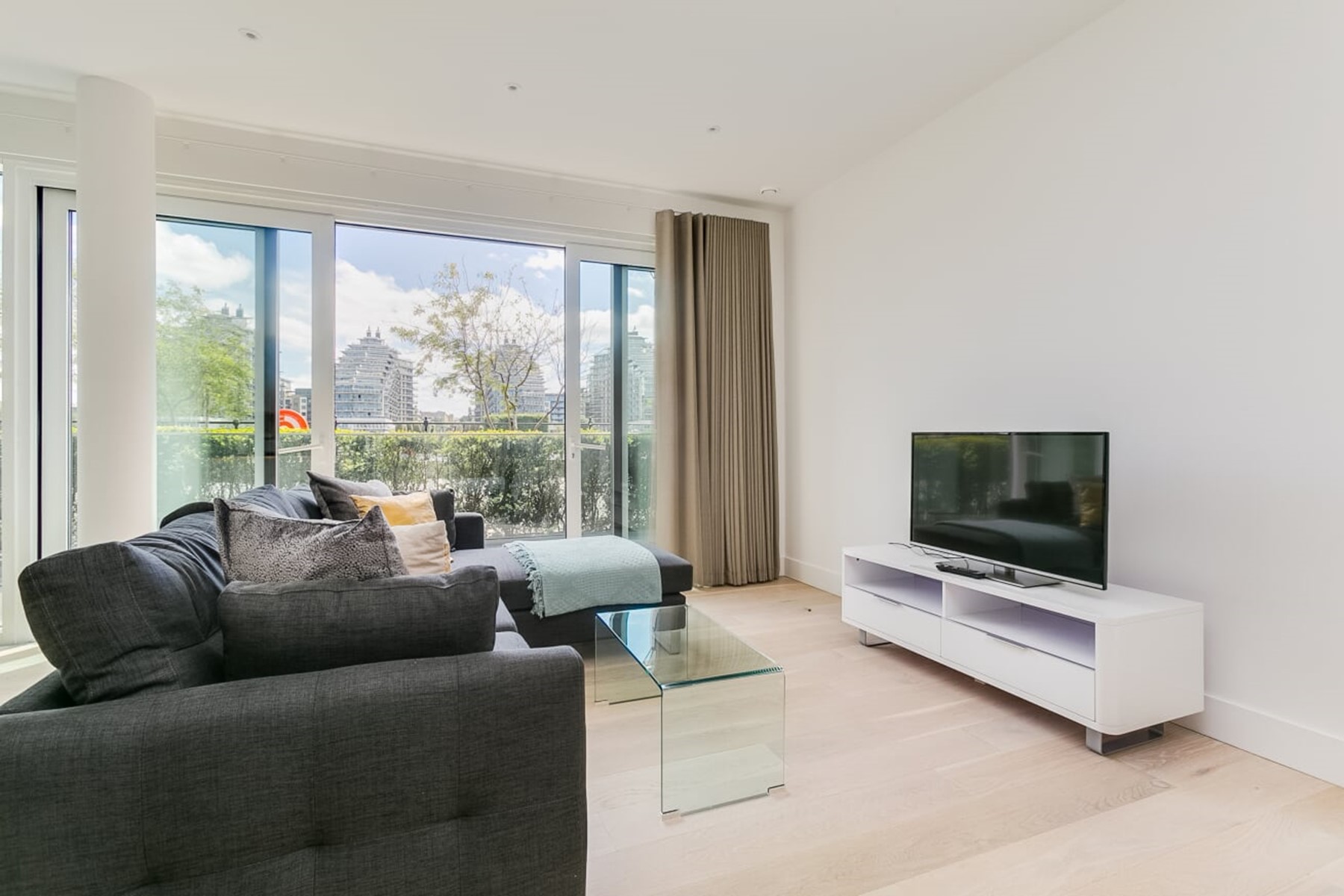 Two Bed River View Apartments in Fulham | MyLo Fulham | Fulham ...